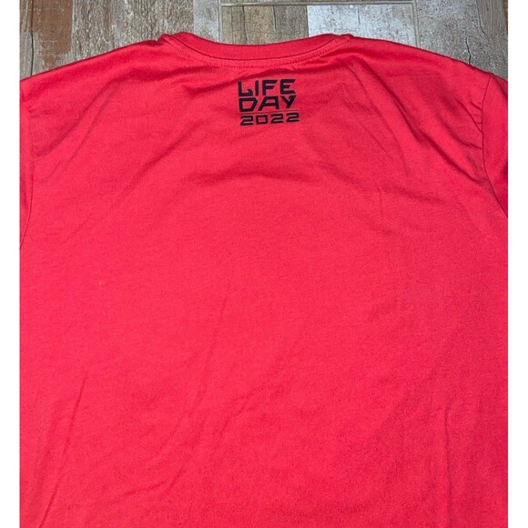 2022 Star Wars Shirt Adult Large Red Chewbacca Life Day Galaxys Edge Christmas - Picture 6 of 9